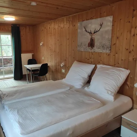 Bed & Breakfast Weisser Hirsch