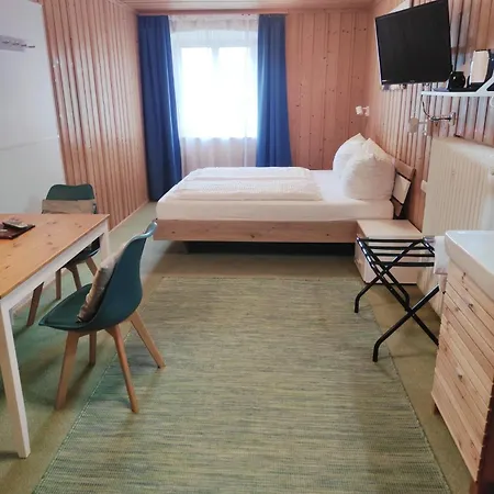 Bed & Breakfast Weisser Hirsch 3*